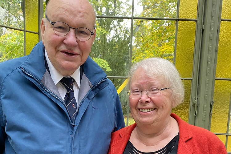 Walter Momper und Doris Tüsselmann, 14.10.2022, 40-jähriges Bestehen der Arbeitsgemeinschaft Historische Kirchhöfe und Friedhöfe Berlins e. V. (© Mathias C. Tank)